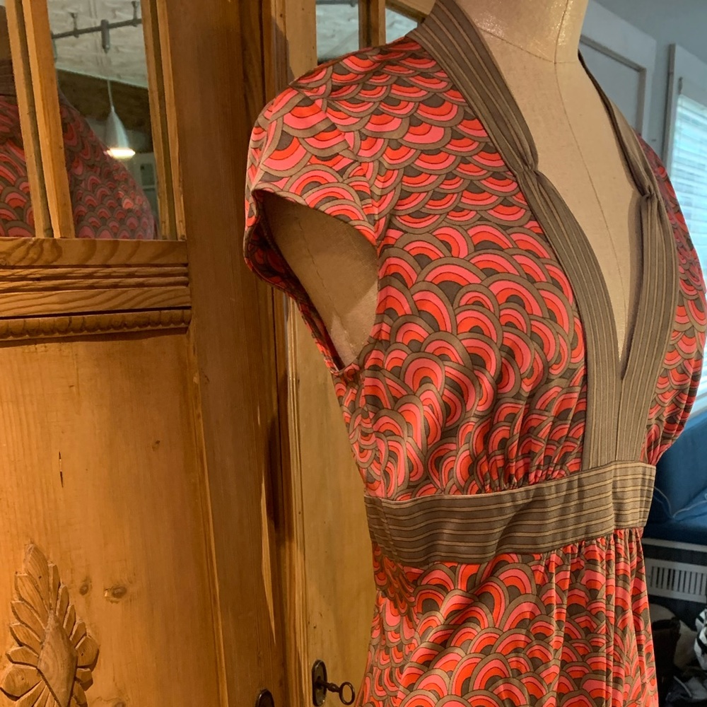 Trina Turk vintage VTG silk dress EUC sz 2